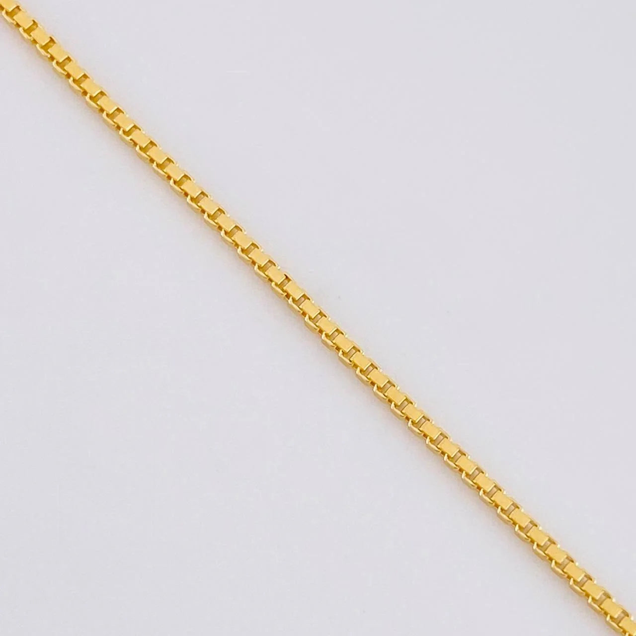Cadena Veneciana 2.75g / 45cm / 0.95mm Oro Amarillo 18K