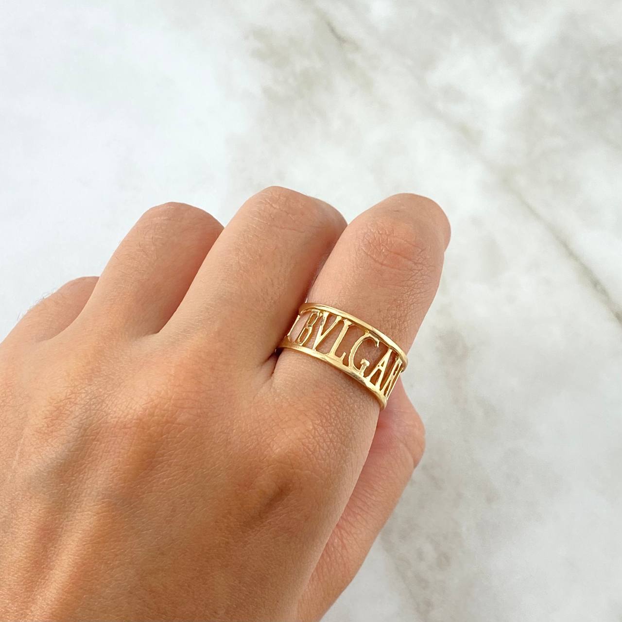 Anillo Rustico 3.25gr / T8 1/2 / Oro Amarillo