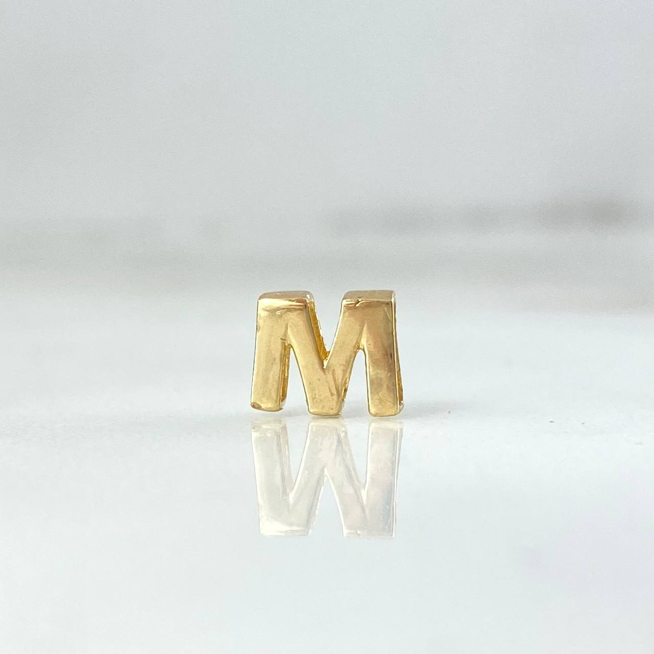 Herraje Letra M 0.4gr / Oro 18K