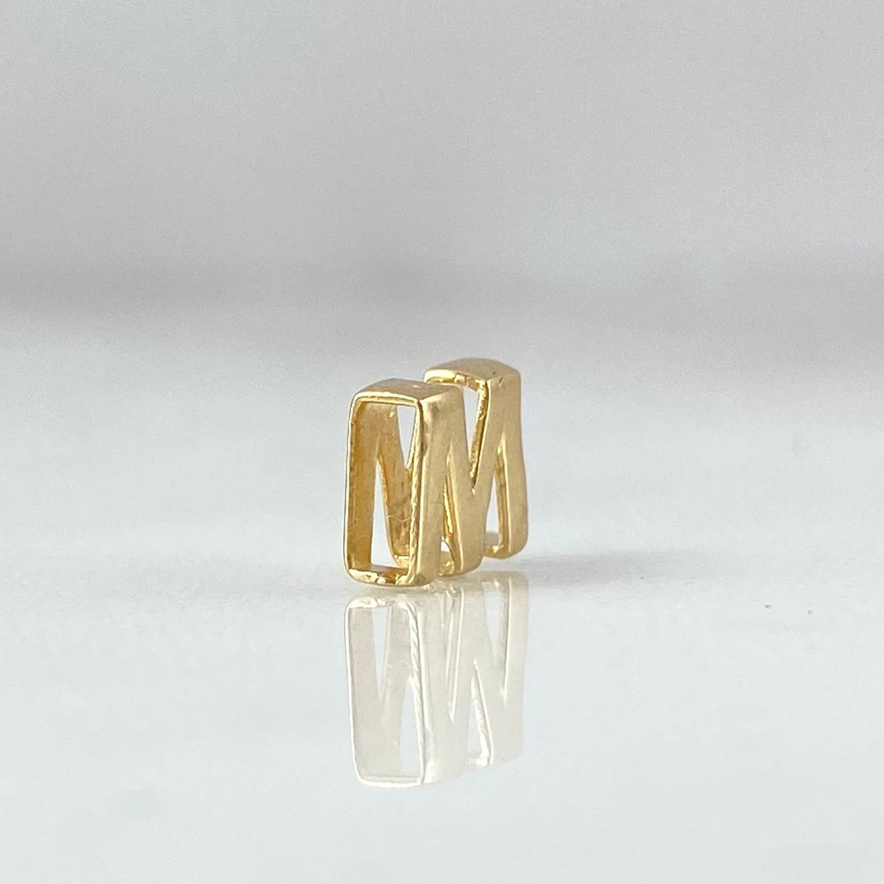 Herraje Letra M 0.4gr / Oro 18K