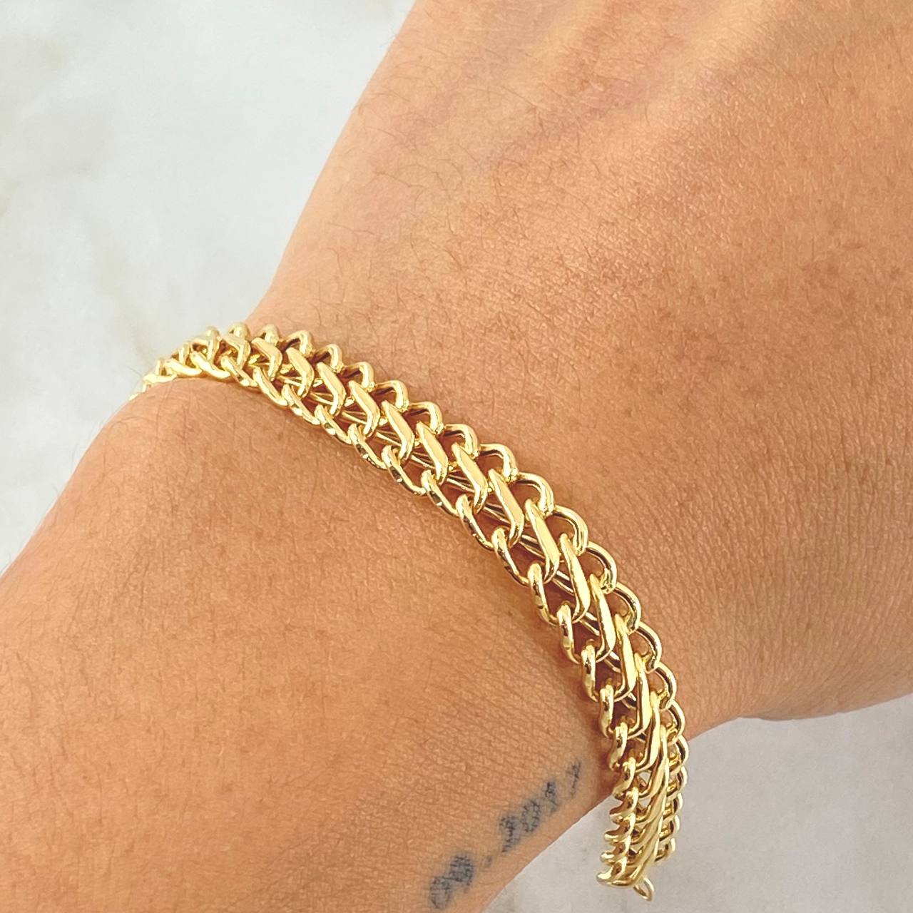 Pulso Sedusa 4.9gr / 19cm / Oro Amarillo +3 18K ©