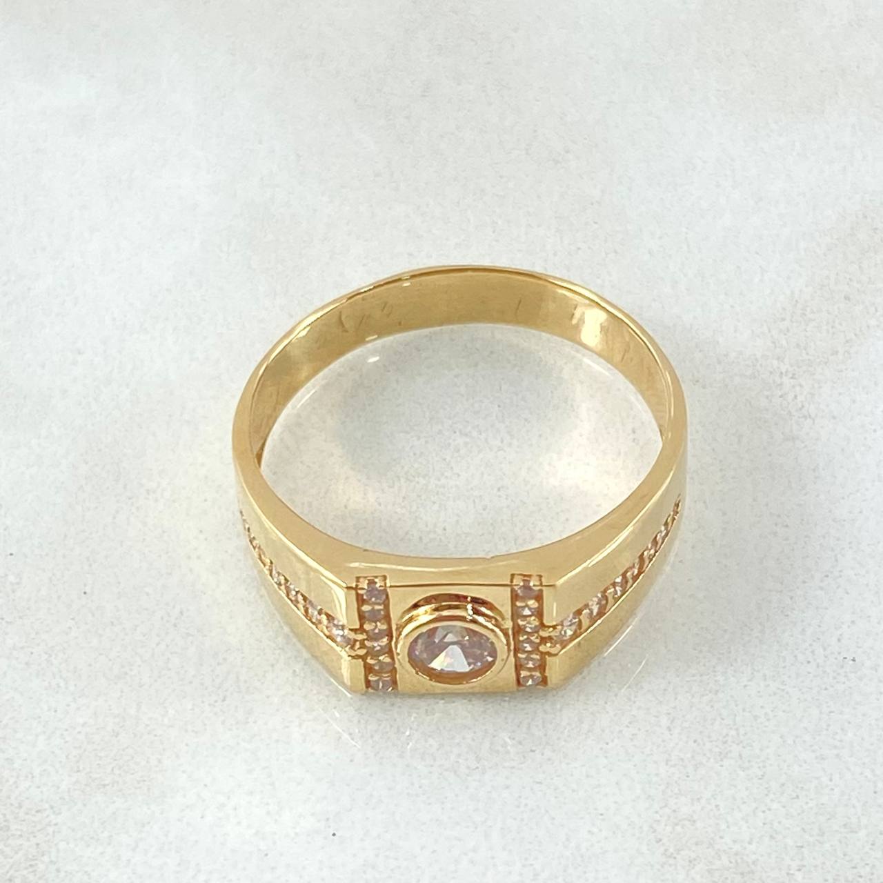 Anillo Cetro Sellado 4.25gr / T9 1/2 / Oro 18K *