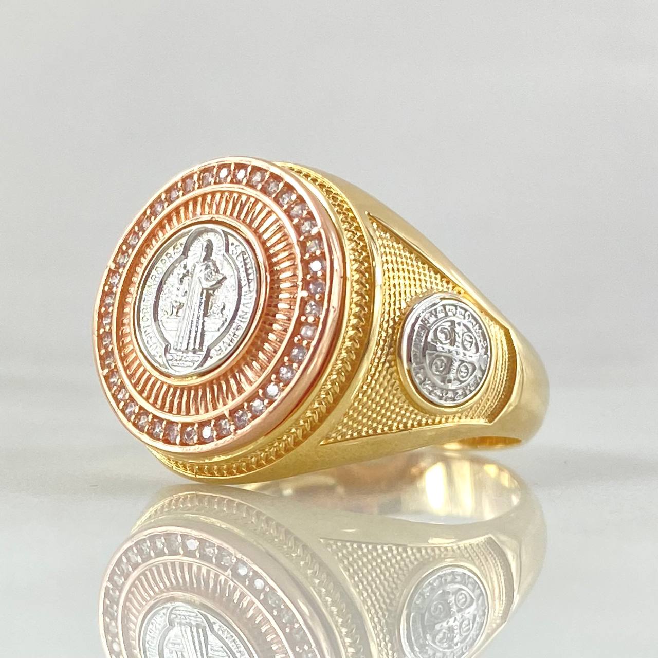 Anillo Sello San Benito 8.45gr / T10 3/4 / Oro 18K *