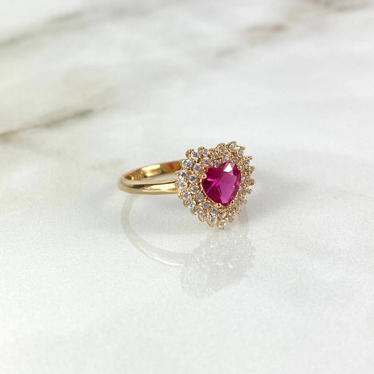 Anillo Corazon 3.45gr T7 Circon Fucsia Circones Blancos Oro Amarillo