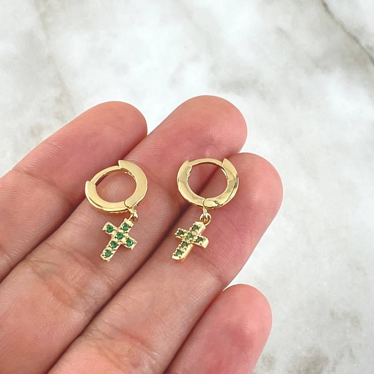 Candongas Cruz 2.65gr / 2.2cm / Circones Verdes Oro Amarillo 18K