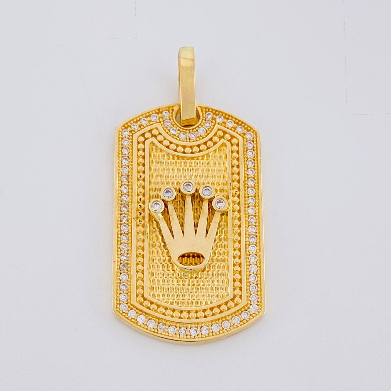 Dije Placa Corona 7.15g / 3.6cm Oro Amarillo 18K