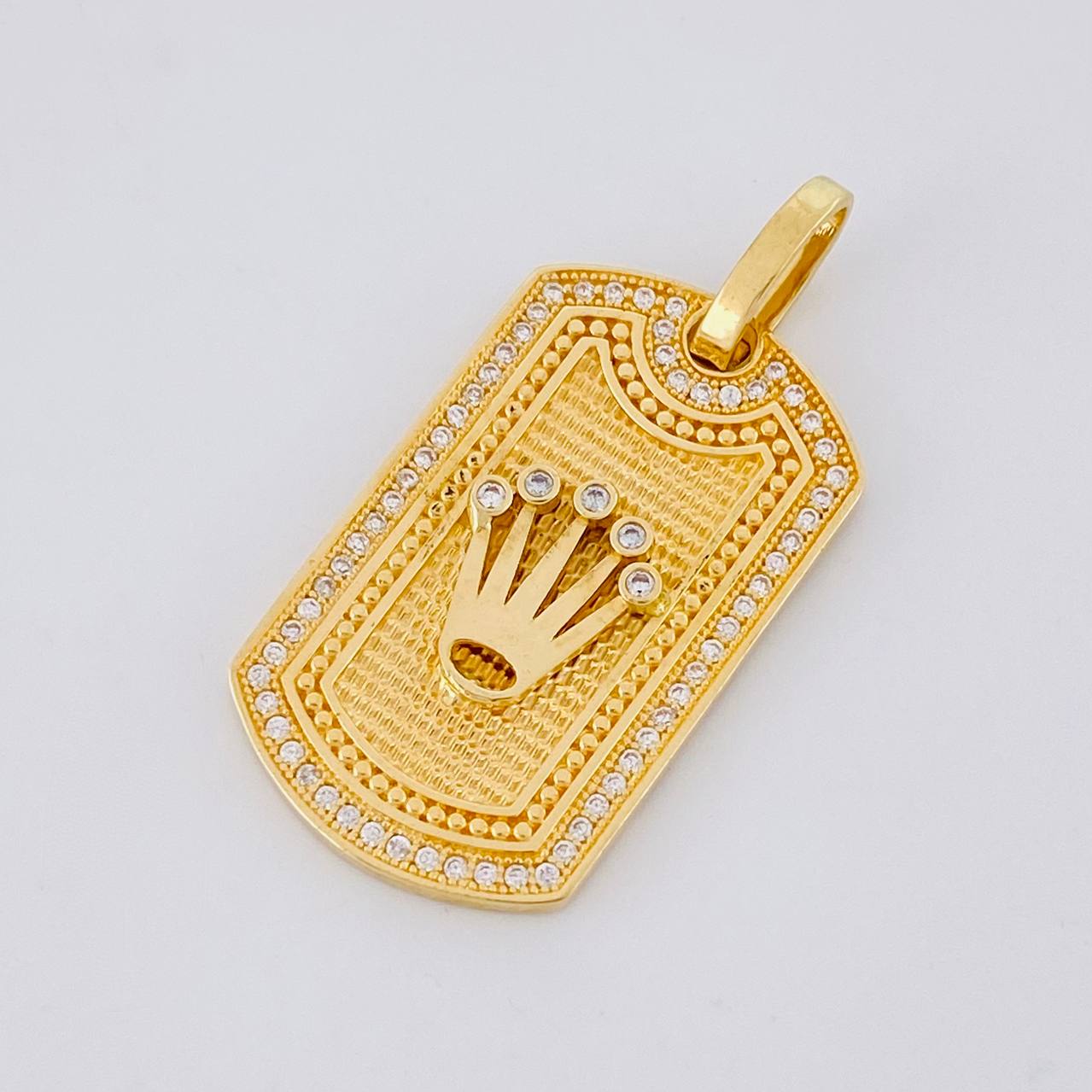 Dije Placa Corona 7.15g / 3.6cm Oro Amarillo 18K