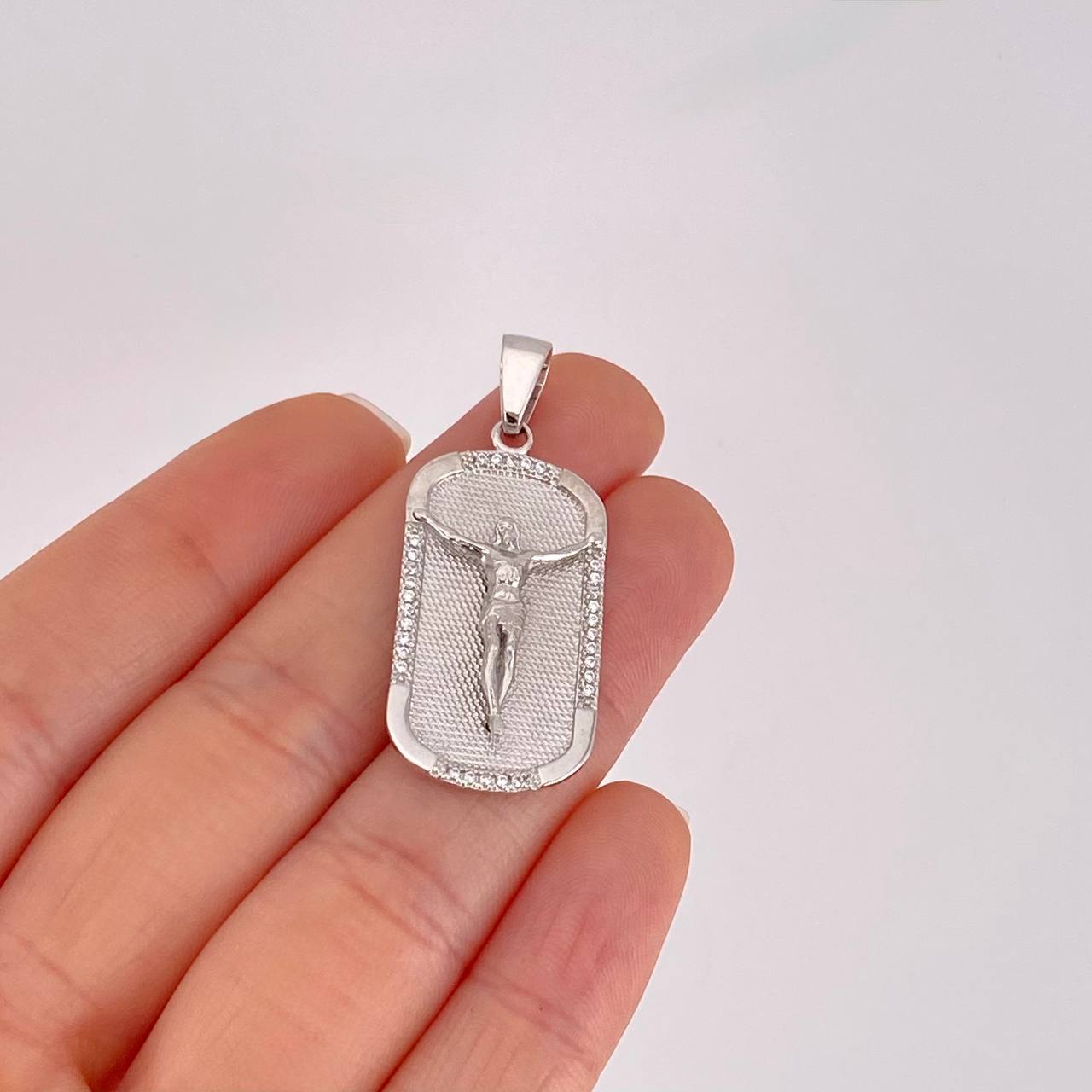 Dije Placa Cristo 6.3g / 4cm Oro Blanco 18K