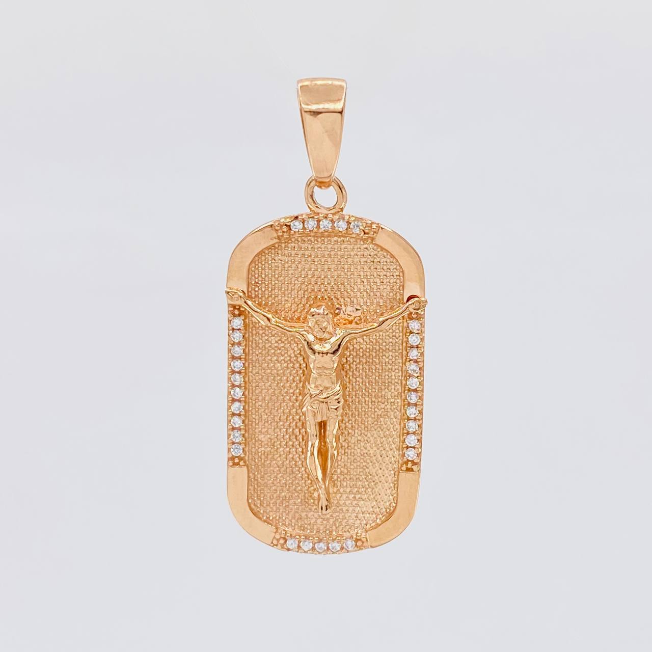 Dije Placa Cristo 5.6g / 4cm Oro Rosa 18K