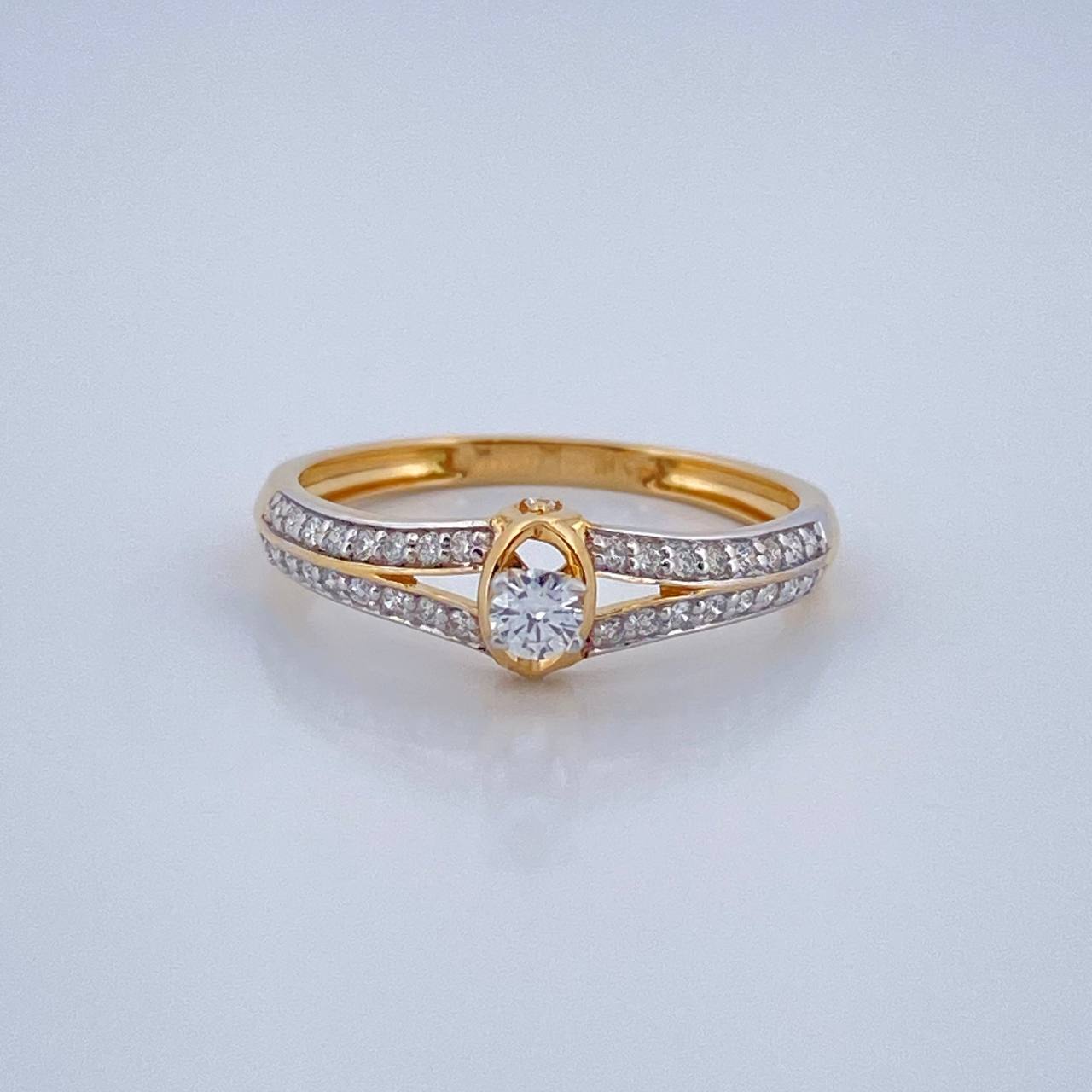 Anillo Churumbela Doble Carril Diamantes 1.75gr / T6 3/4 / Dos Oros Amarillo Blanco 18K %