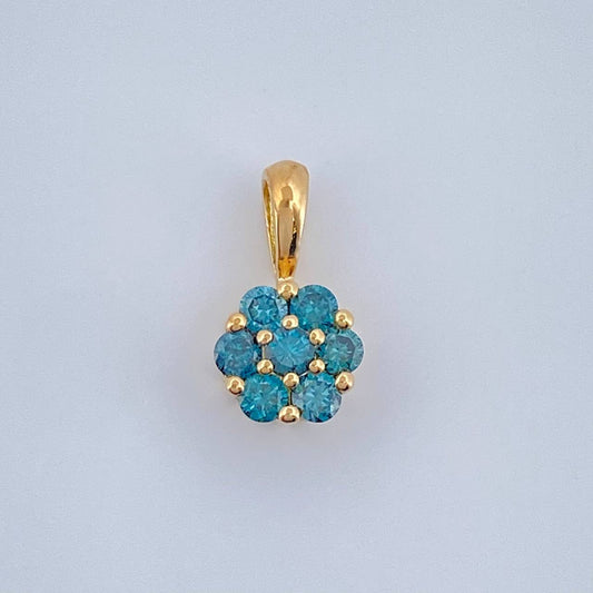 Dije Flor Diamantes 0.7gr / 1.1cm / Oro Amarillo 18K %