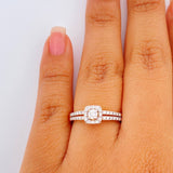 Anillo Halo Cuadrado Doble Carril Diamantes 2.9gr / T7 / Dos Oros Amarillo Blanco 18K %