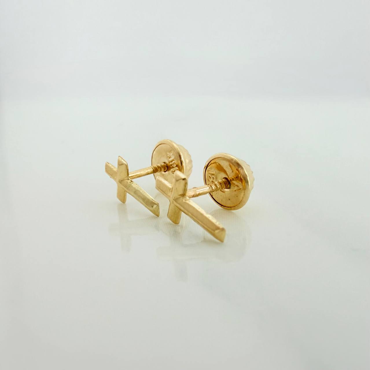Topos Cruz 0.45gr / 8.04mm Oro Amarillo 18K %