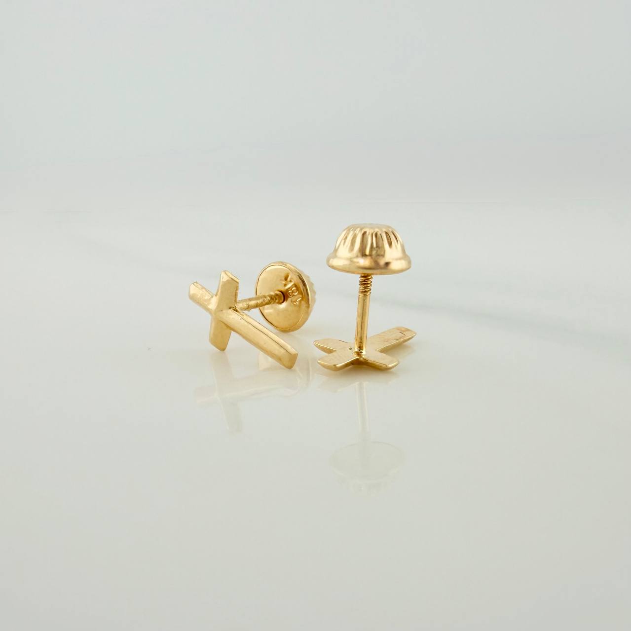 Topos Cruz 0.55gr / 10.31mm Oro Amarillo 18K %