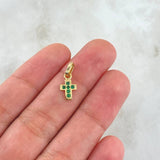 Dije Cruz Punteada 0.55gr / 1.5cm / Circones Verdes Oro Amarillo 18K
