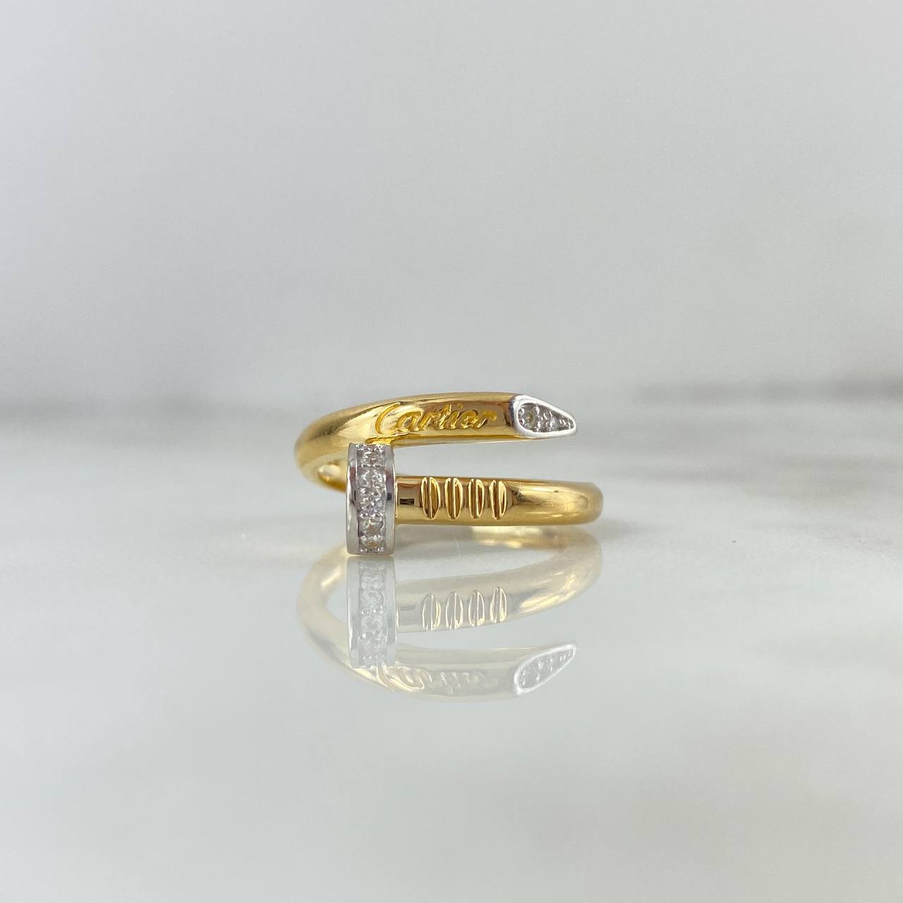 Anillo Clavo 3.45gr / T7 / Circones Blancos Dos Oros Amarillo Blanco ©