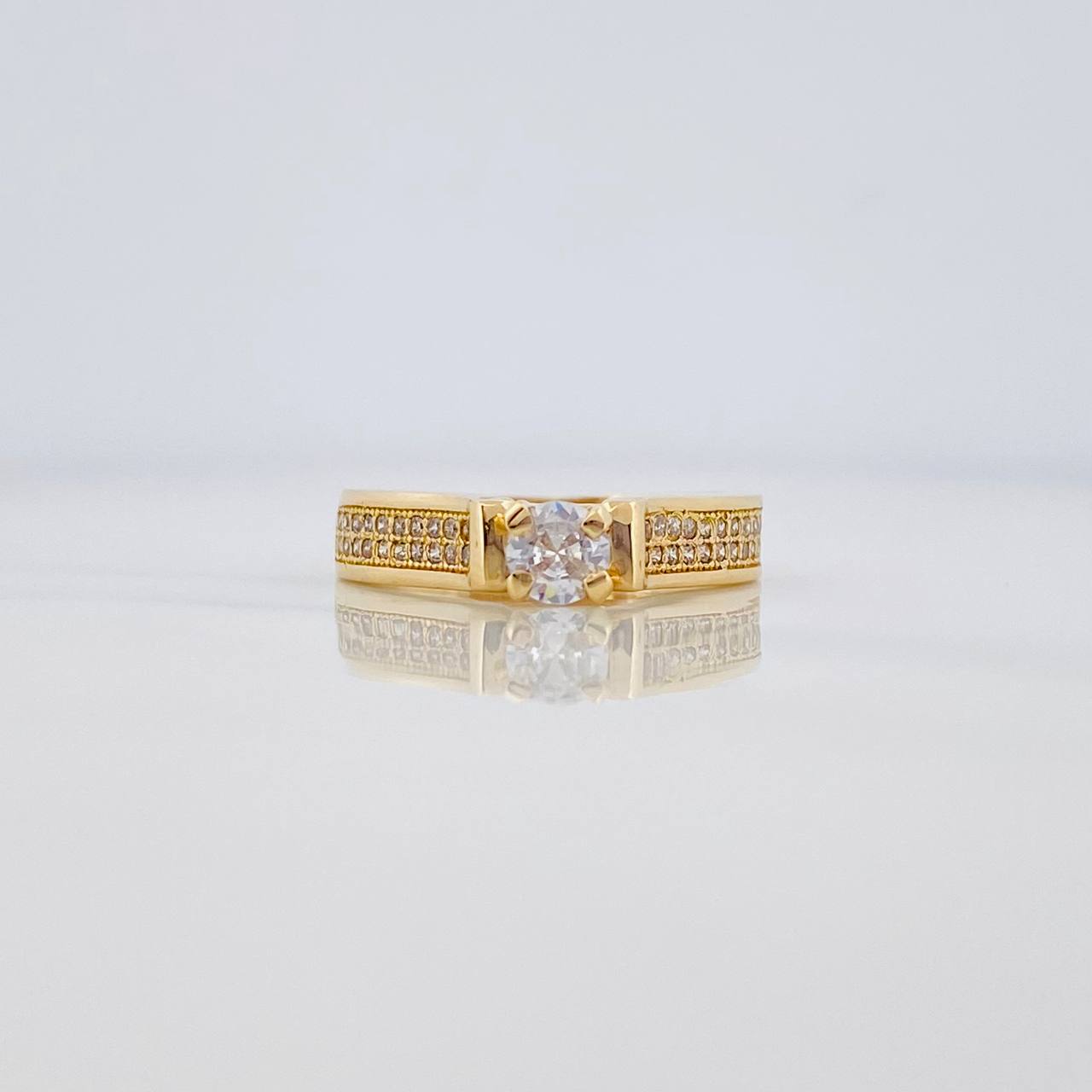 Anillo Solitario Linea Incrustada 4.3 g / T6 1/2 Oro Amarillo 18K