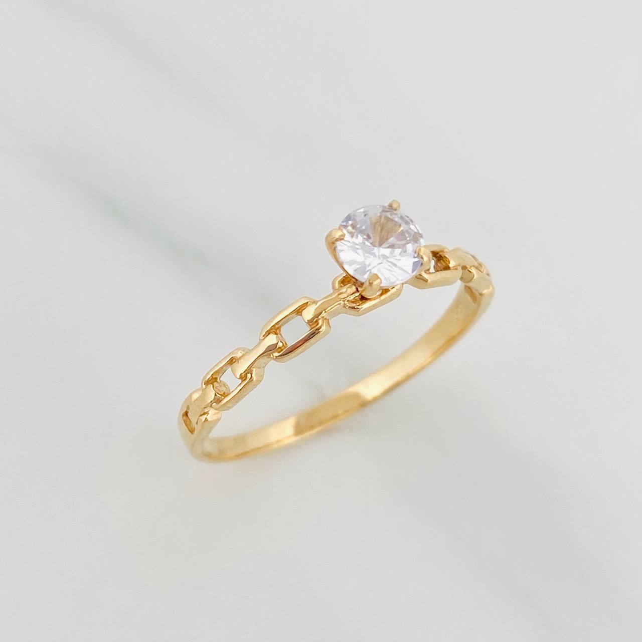 Anillo Solitario Eslabon 1.45 g / T7 Oro Amarillo 18K