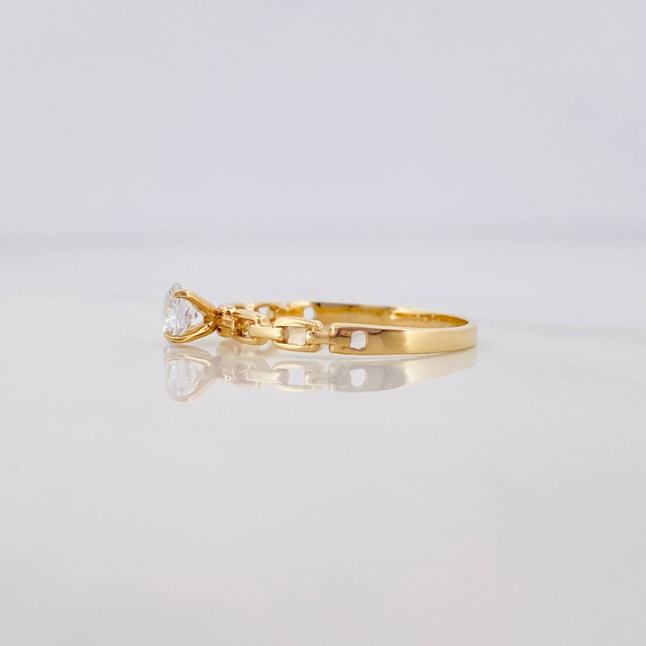 Anillo Solitario Eslabon 1.45 g / T7 Oro Amarillo 18K