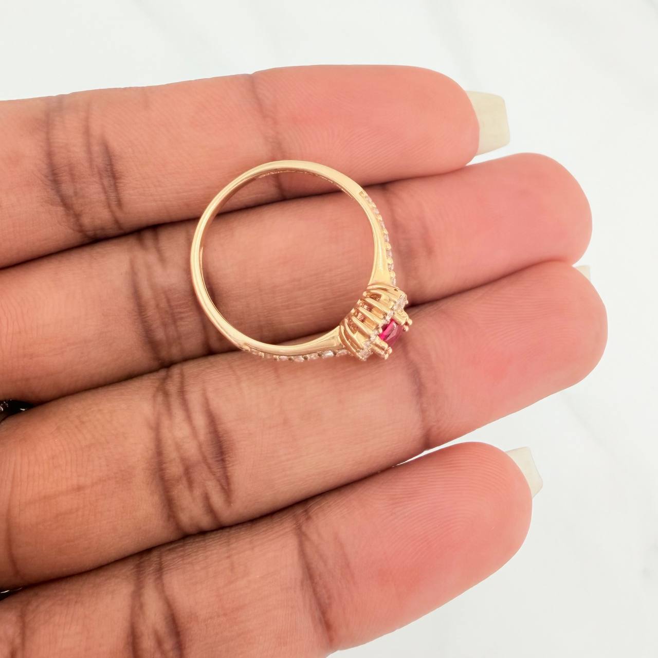 Anillo Halo Marquesina 2.6gr / T7 1/4 / Oro Amarillo 18K