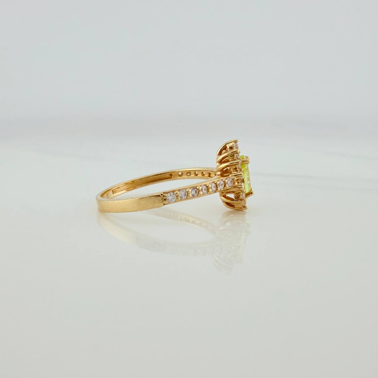 Anillo Solitario Halo Gota 2.25gr / T6 / Oro Amarillo 18K $