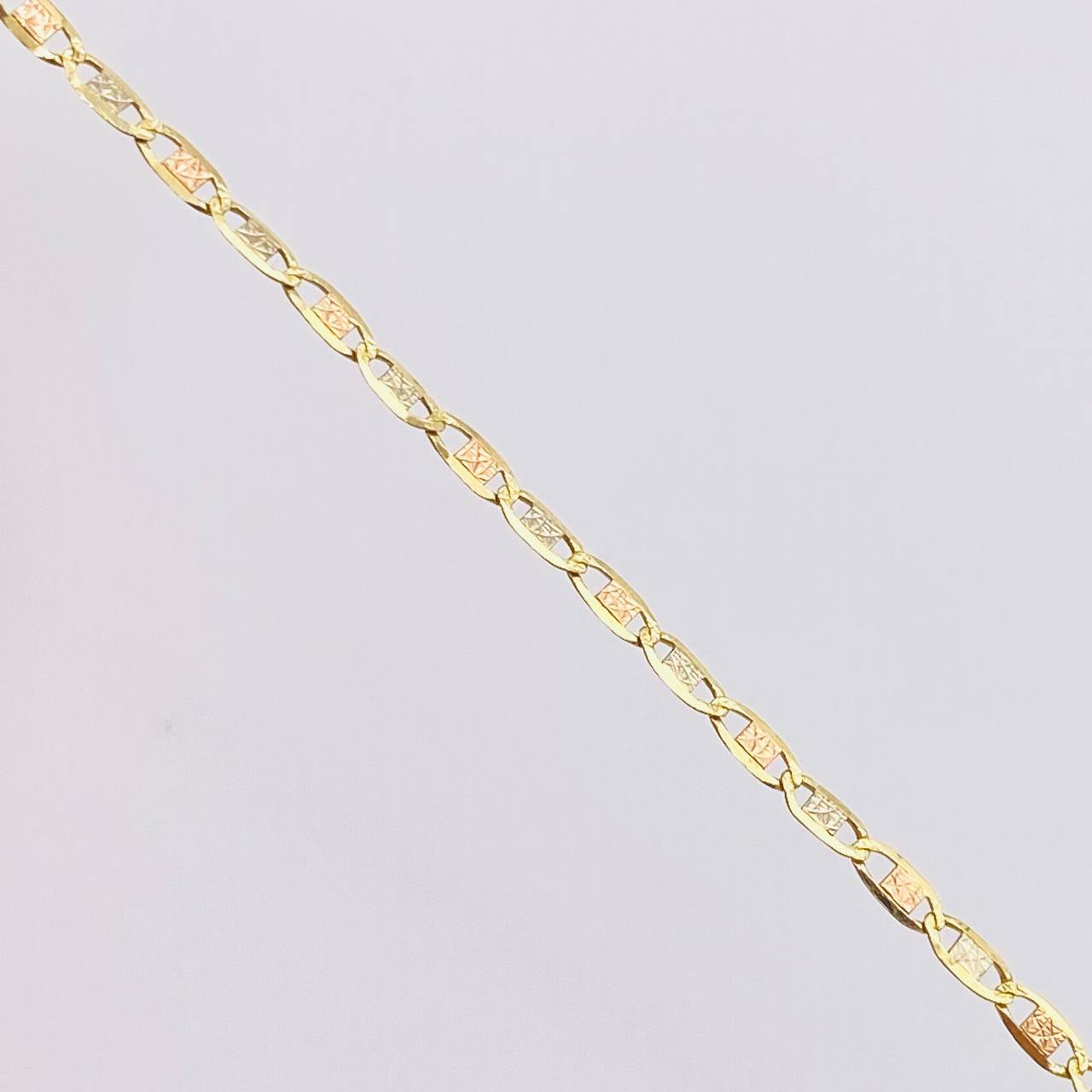 Cadena Plana Diamantada 1.45gr / 35cm / 1.6mm Tres Oros +3 18K *