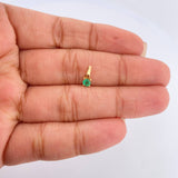 Dije Circular Esmeralda 0.45gr / 1cm / Oro Amarillo 18K %