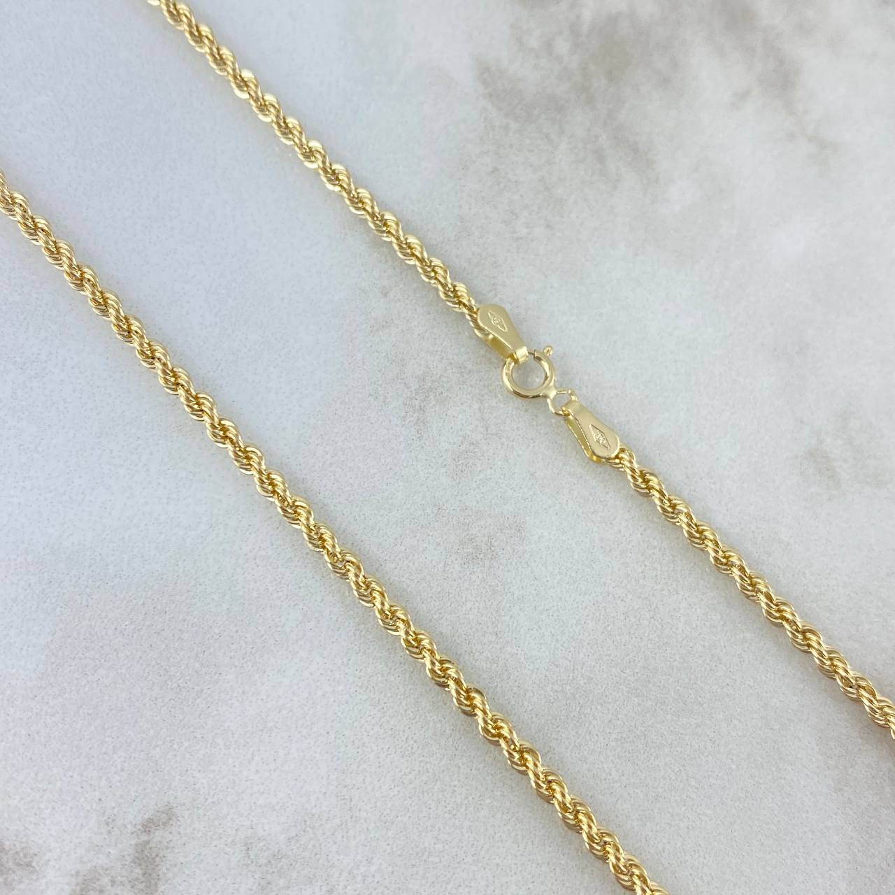 Cadena Lazo 2.95gr / 50cm / 2.2mm Oro Amarillo +3