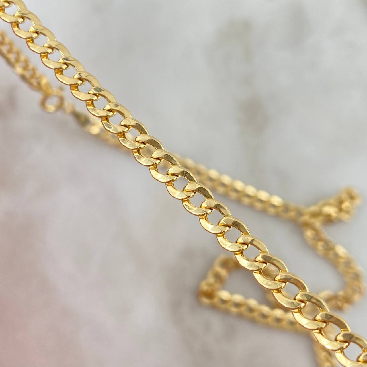 Cadena Cubana 8.35gr / 50cm / 4mm Oro Amarillo +1 18K