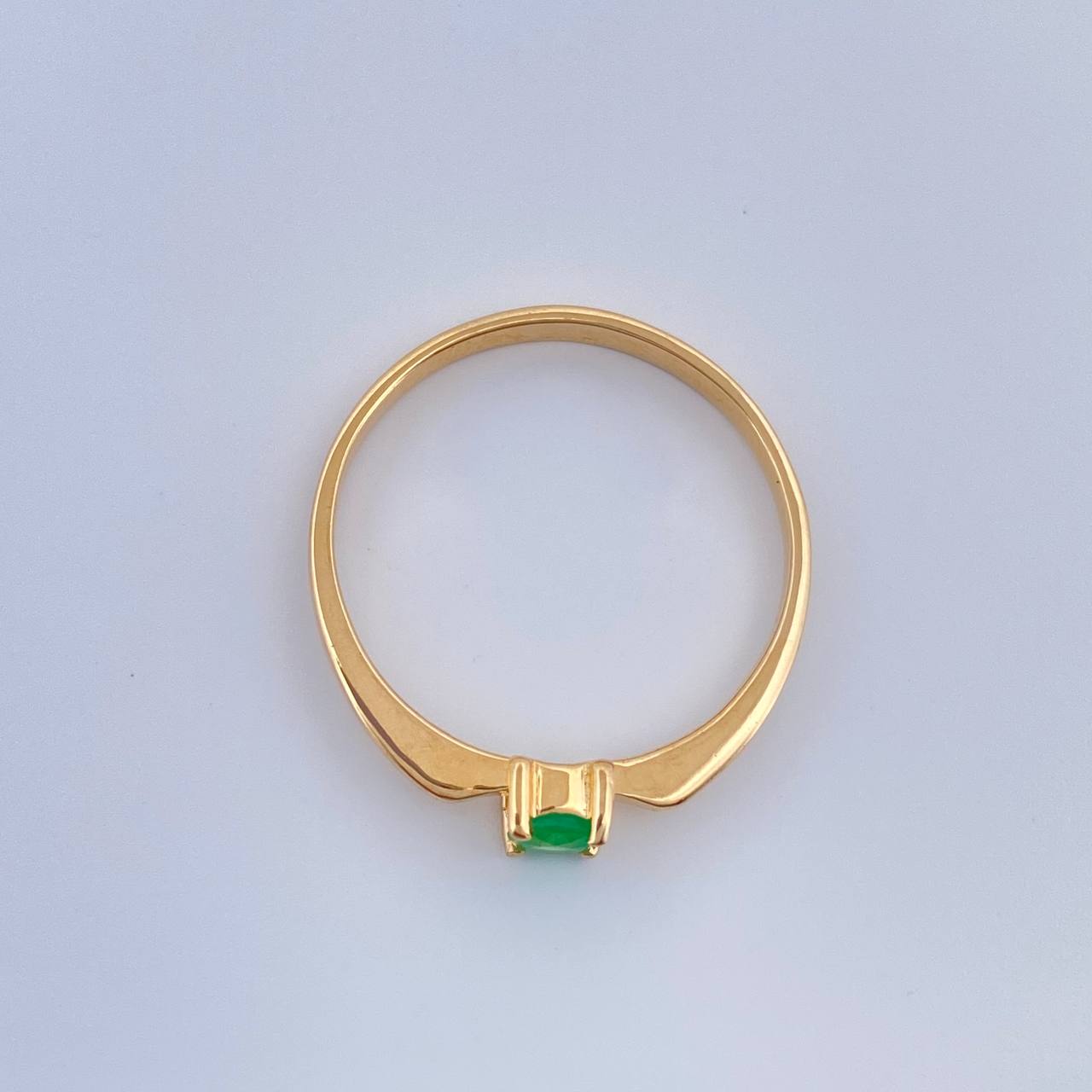 Anillo Solitario Esmeralda 1.6gr / T6 1/2 / Oro Amarillo 18K %
