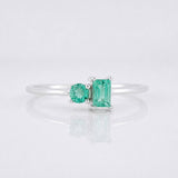 Anillo Figuras Esmeraldas 27pts 0.85g / T6 1/2 Plata 925