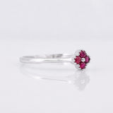 Anillo Flor Rubíes 16pts 1.1g / T6 3/4 Plata 925