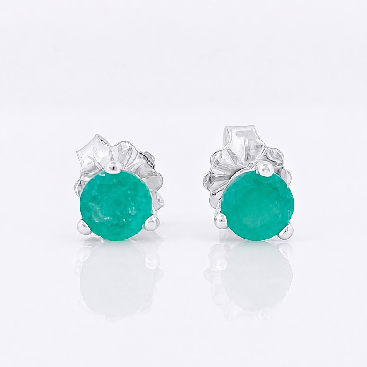 Topos Tres Garras Esmeraldas 25pts 0.65g / 3.8mm Plata 925