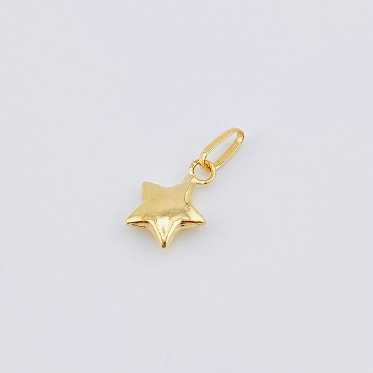 Dije Estrella 0.6gr / 2.8cm / Oro Amarillo 18K ©