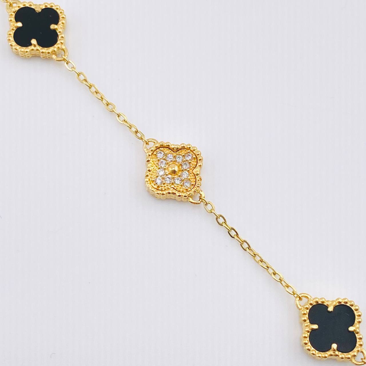 Pulso Trebol Negro Diamantado 8.3gr / 18cm / 9.2mm Oro Amarillo Nac.Esp. 18K *