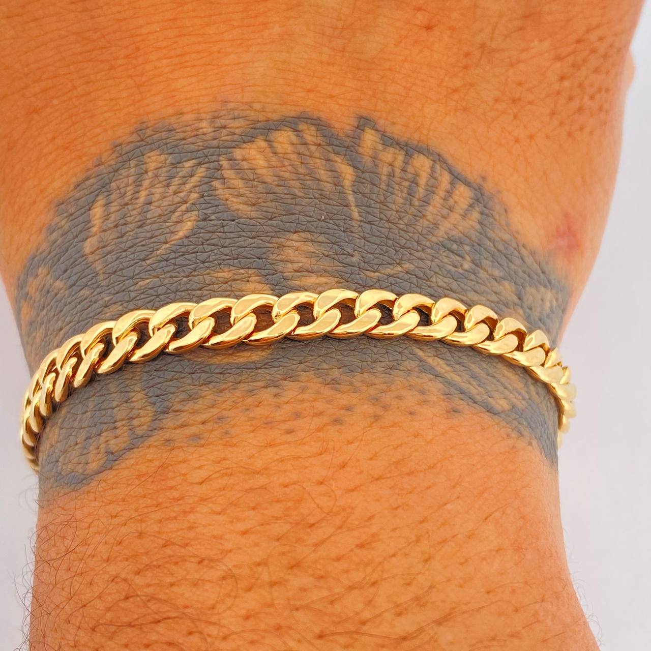 Pulso Cubano 2.45gr / 20.3cm / 3mm Oro Amarillo +1 18K $