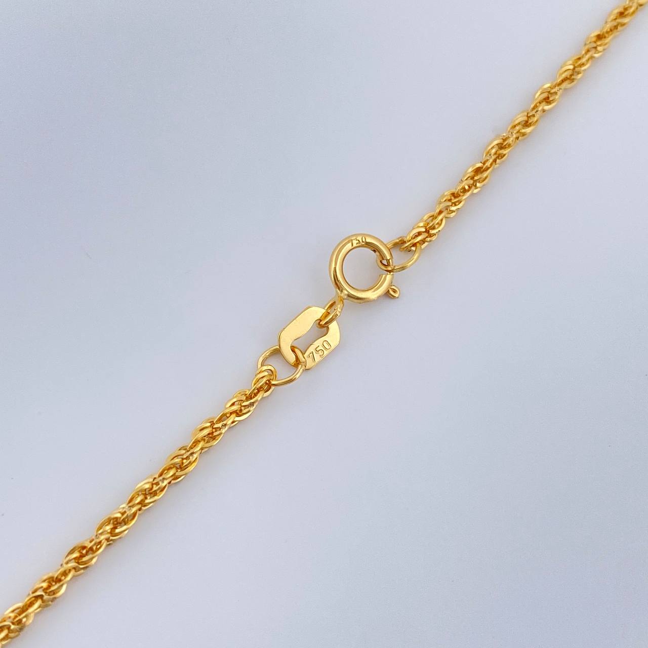 Cadena Lazo 0.8gr / 40cm / 2mm Oro Amarillo +3 18K $