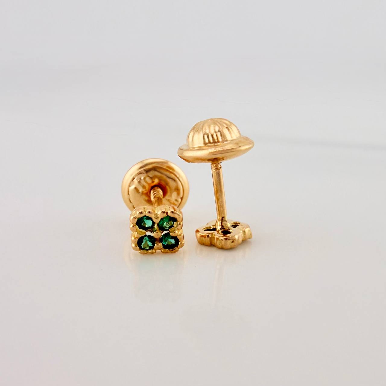 Topos Trebol 0.65gr / 4mm Oro Amarillo 18K &