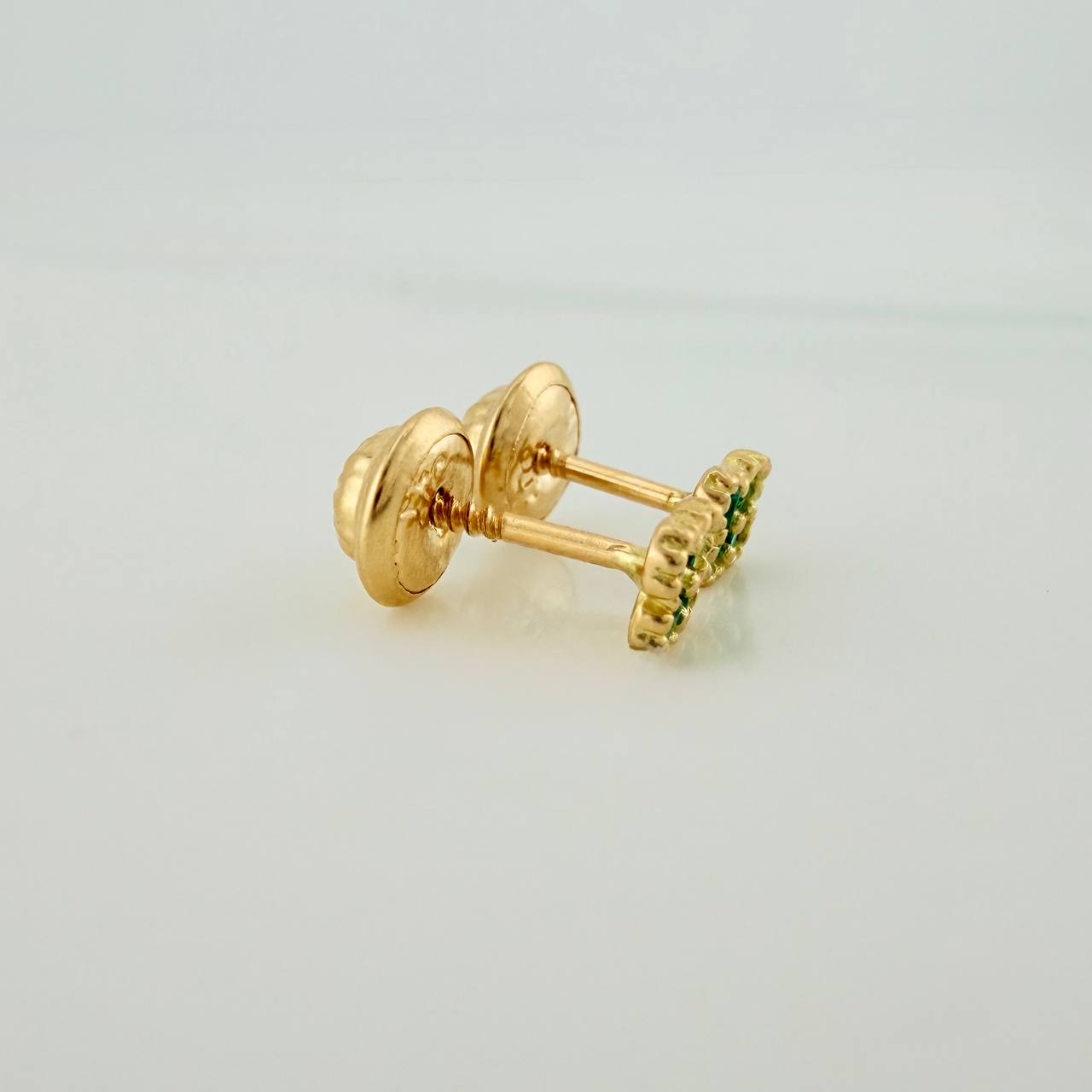 Topos Trebol 0.65gr / 4mm Oro Amarillo 18K &