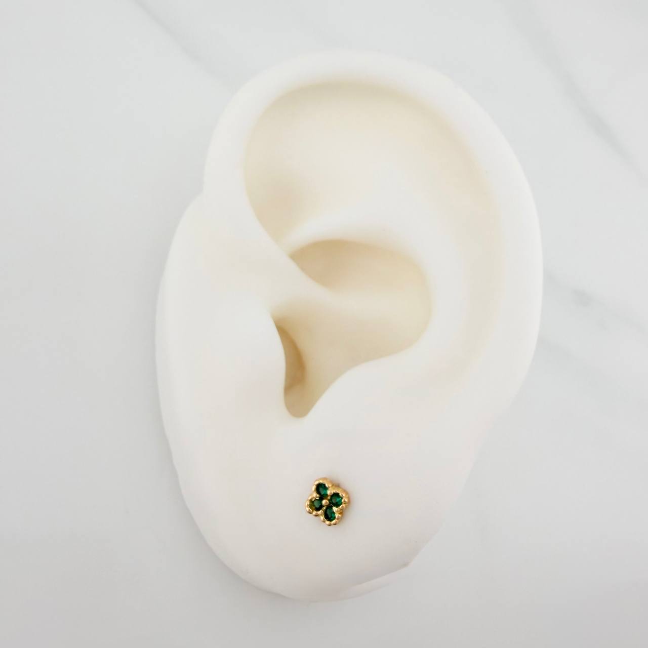 Topos Trebol 0.65gr / 4mm Oro Amarillo 18K &