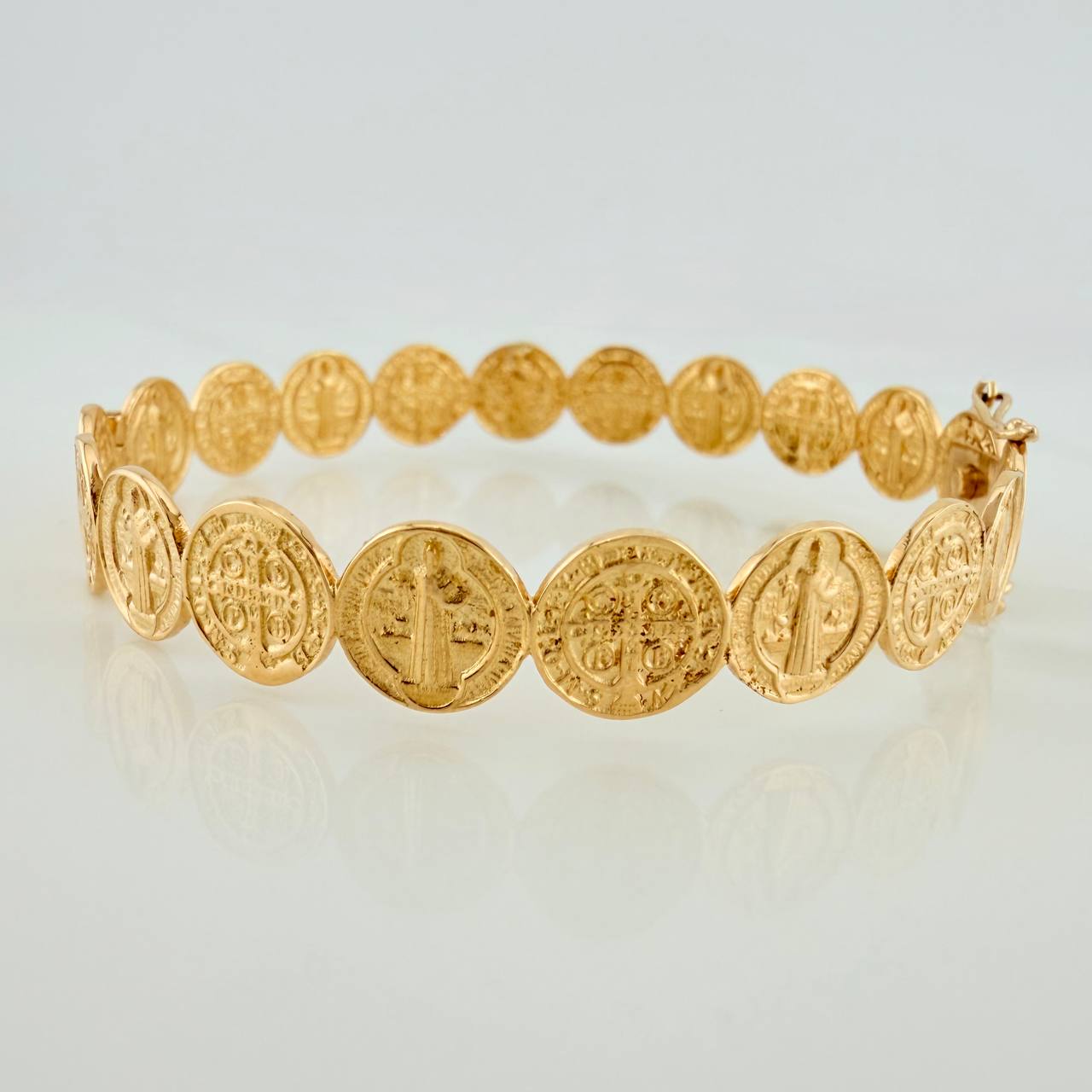 Pulso Aro San Benito 11.45gr / 16.9cm / 8.4mm Oro Amarillo 18K