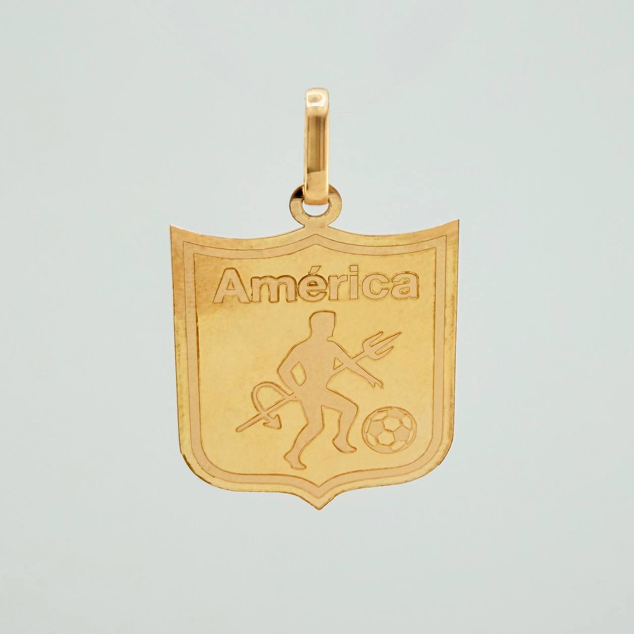 Dije Escudo America De Cali 1.45gr / 2.5cm / Oro Amarillo 18K &