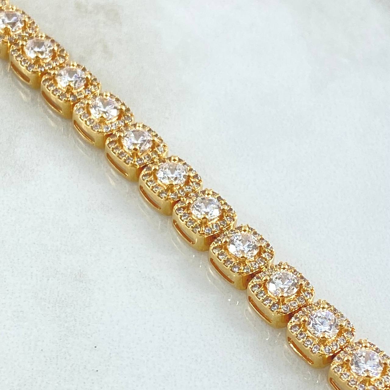 Pulso Tennis Halo Cubico 24.7gr / 19cm / Oro Amarillo 18K ©