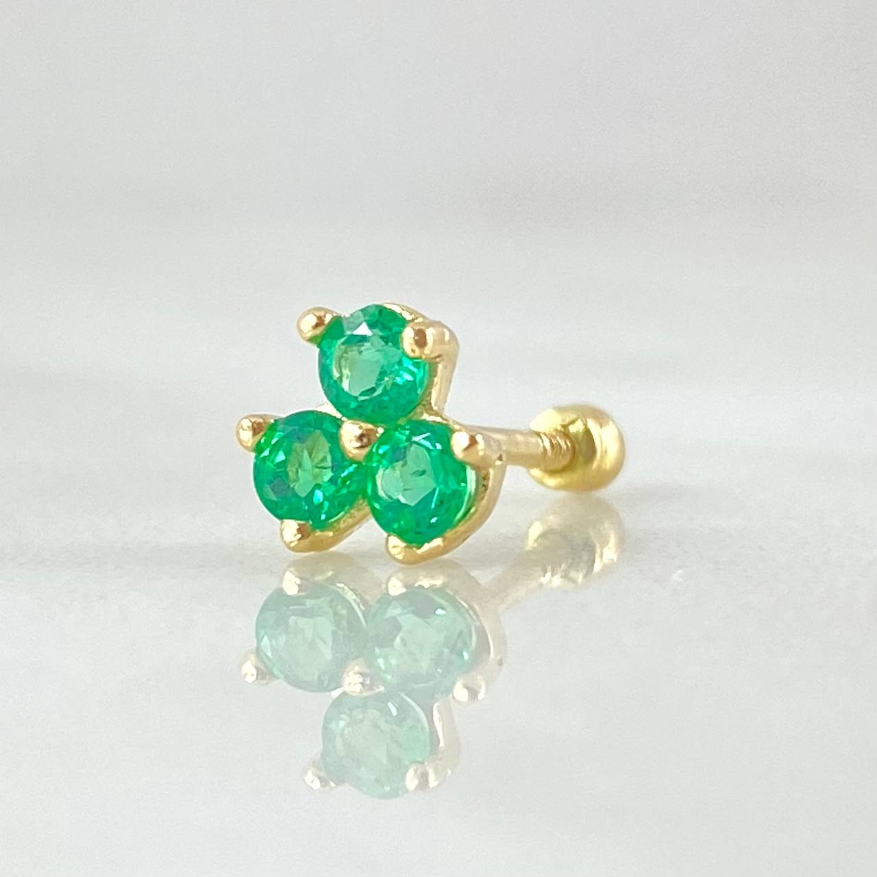 Piercing Flor Trio Esmeraldas 24pts 0.6gr / Oro Amarillo 18K