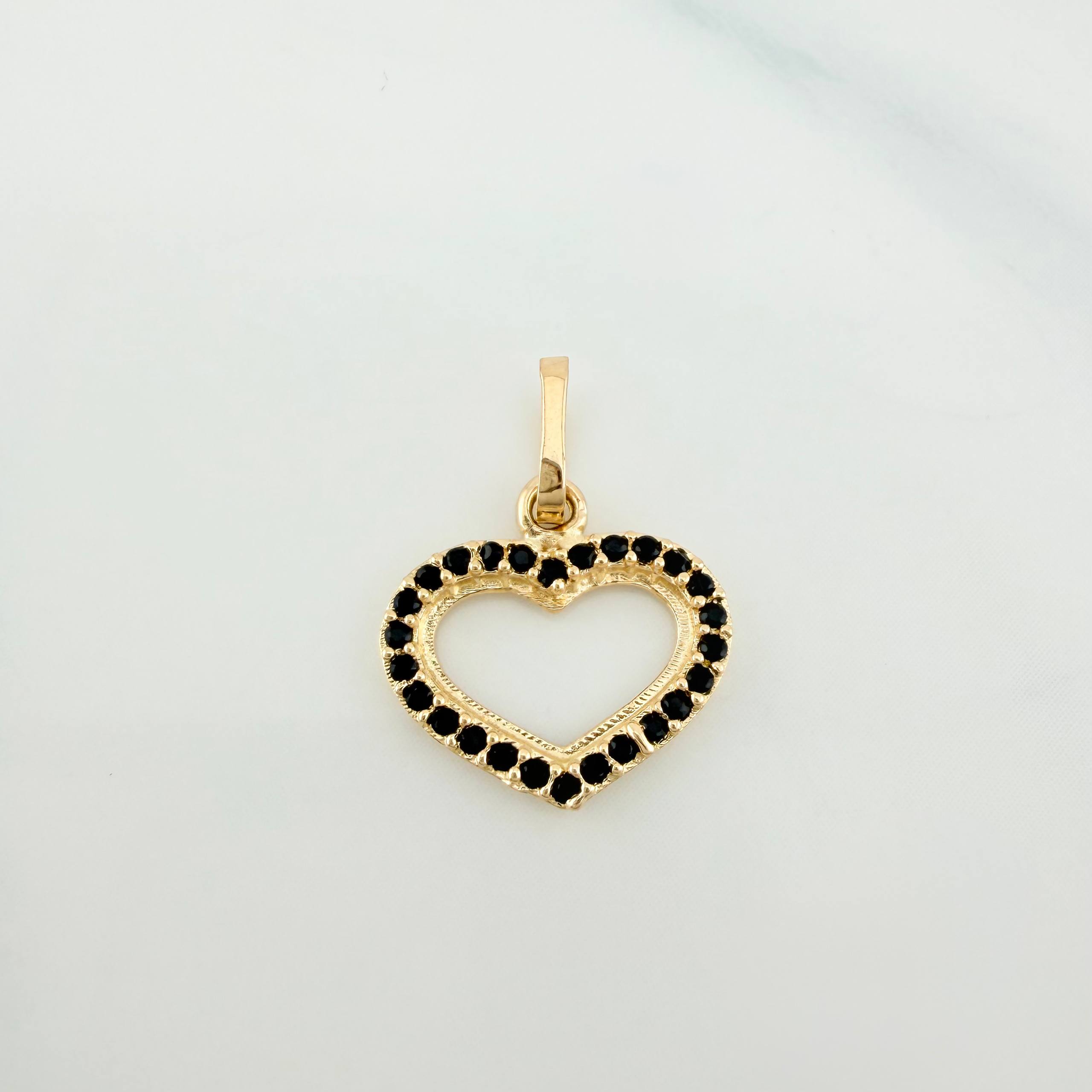 Dije Silueta Corazón 0.8 g / 1.7 cm Oro Amarillo 18K