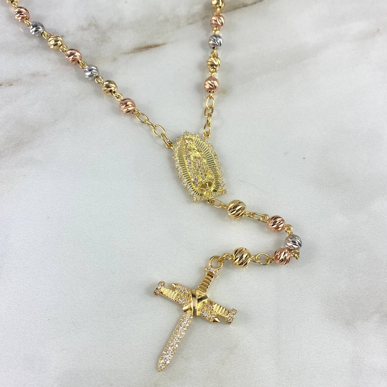Rosario Virgen de Guadalupe 27gr / 60cm / 6-5mm Bolas Diamantadas Circones Blancos Tres Oros
