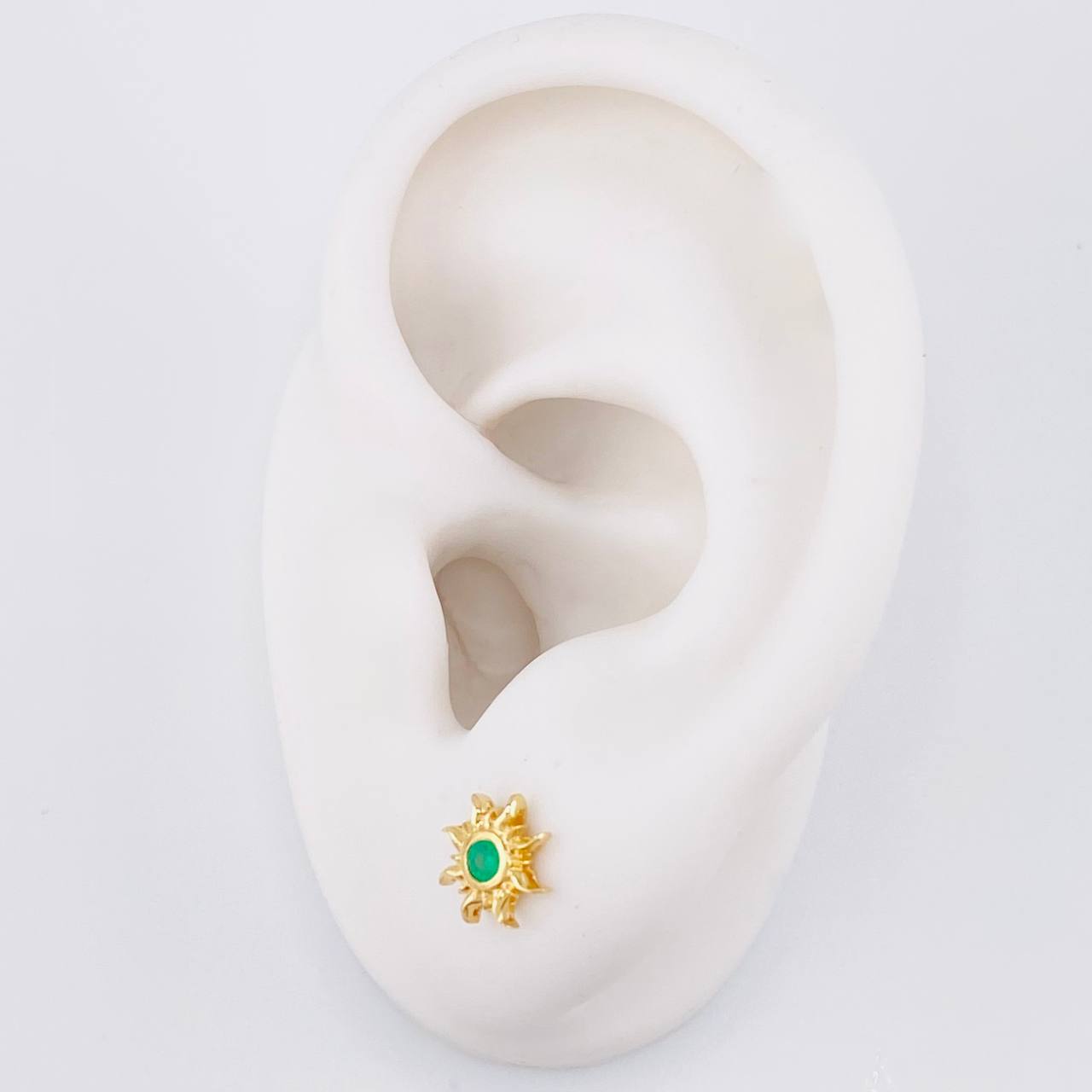 Topos Sol Esmeraldas 10pts 1.45g / 7.3mm Oro Amarillo 18K