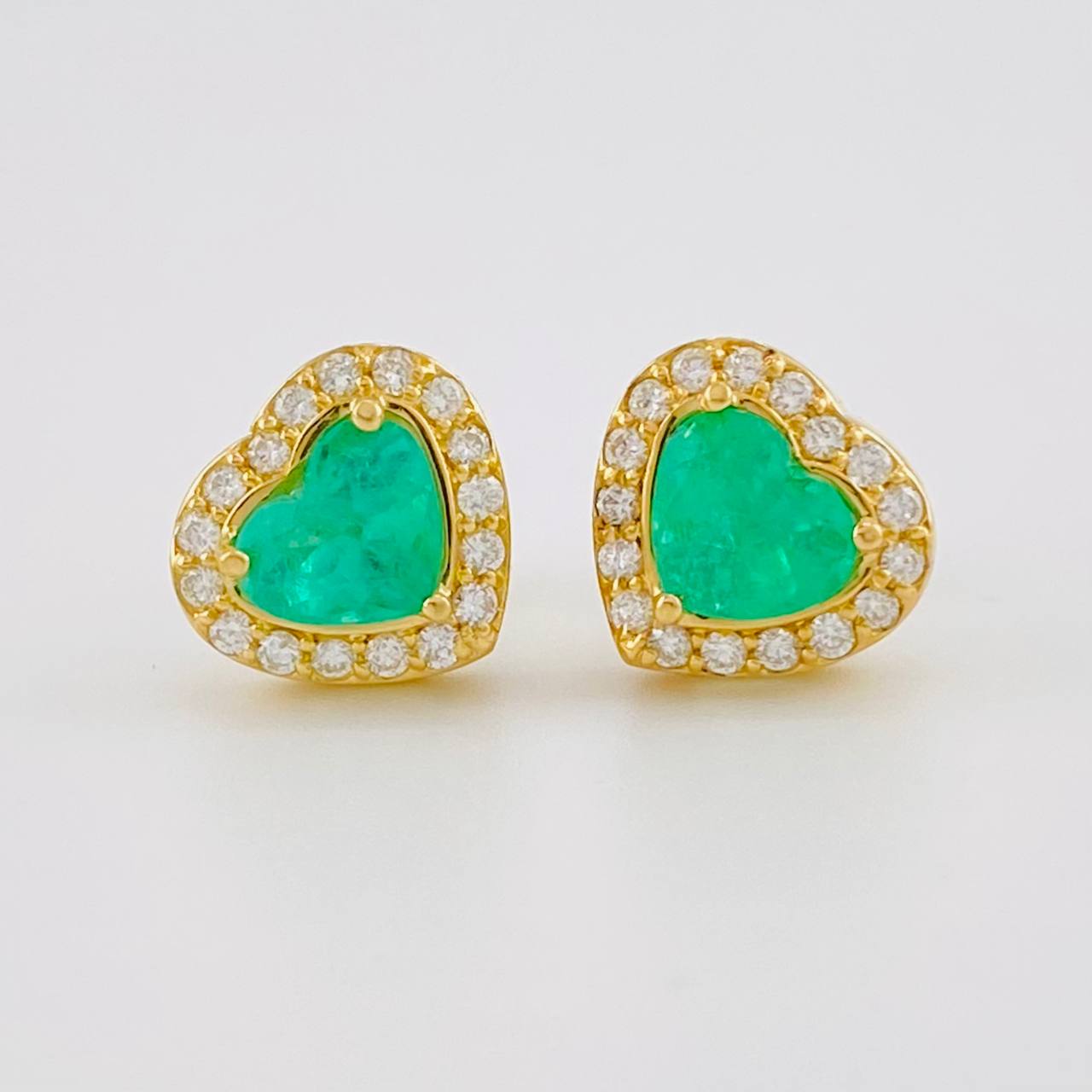 Topos Cadena Corazón Tupido Esmeraldas 2.88 Qts Diamantes 79pts 7.55g / 11.1mm Oro Amarillo 18K