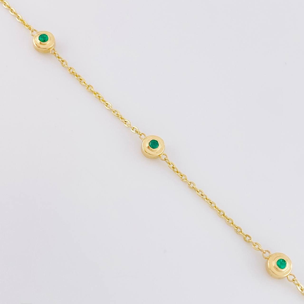 Pulso Círculos Intercalados Esmeraldas 31pts 2.8g / 19.3cm / 1.5mm Oro Amarillo 18K