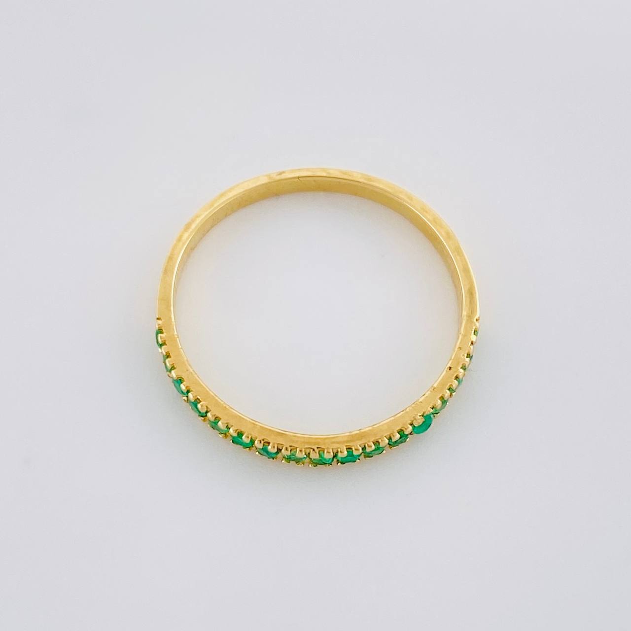 Anillo Churumbela Esmeraldas 25pts 1.75g / T7 3/4 Oro Amarillo 18K